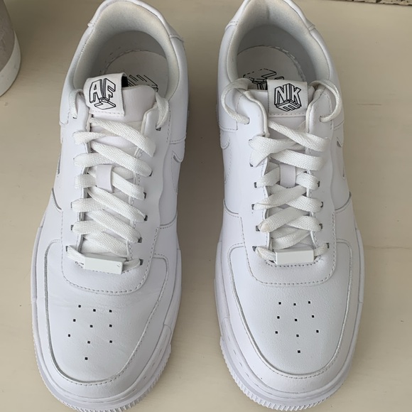 Women’s Nike Air Force 1 Pixel Sneakers White, Sz 9.5 - Picture 4 of 11